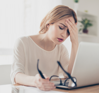 Es ist mehr als nur eine Ausrede: Migräne am Arbeitsplatz