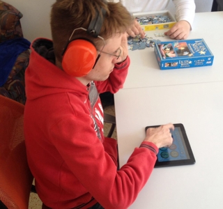 App FURDY hilft, kommunikative Barrieren zu überwinden und kognitive Fähigkeiten zu fördern