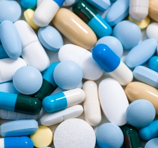 Jeder dritte Bayer über 60 Jahre erhält mindestens fünf verordnete Medikamente