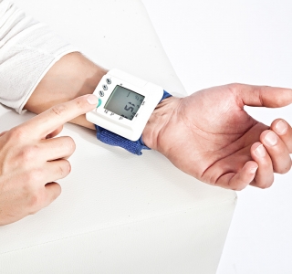 Diabetiker sollten regelmäßig ihren Puls messen